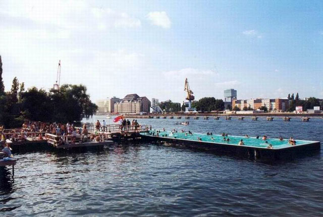 Badeschiff Berlin