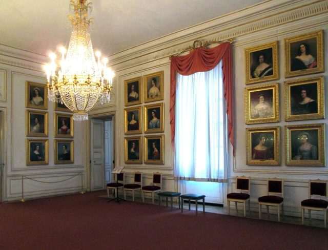 Die Schönheitengalerie Schloss Nymphenburg München (1)