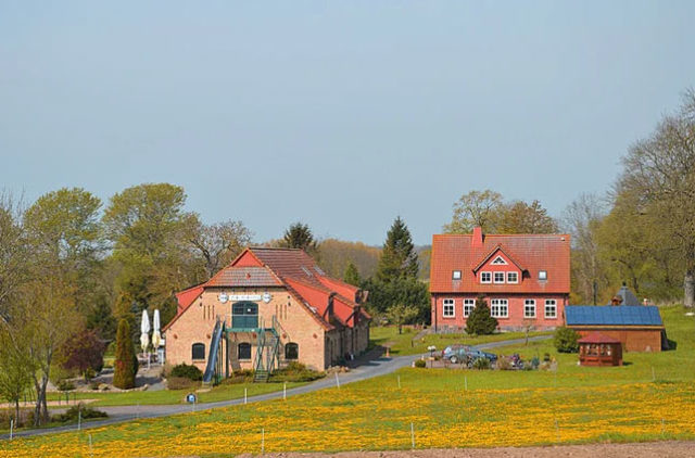 Heuhotel Heu-Ferienhof Altkamp auf der Insel Rügen