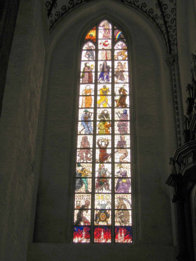 Lübecker Totentanzfenster