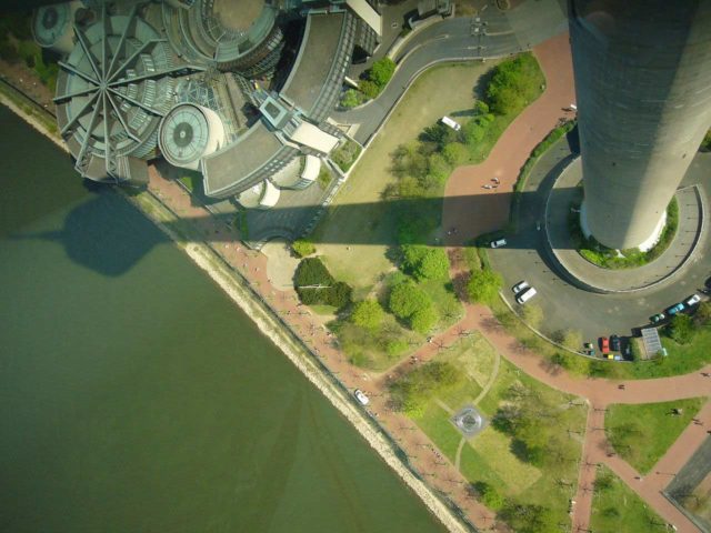 Rheinturm Düsseldorf Restaurant Aussicht