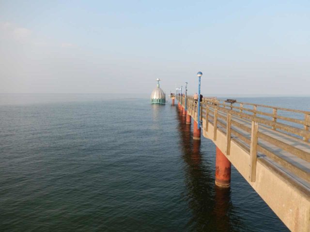 Tauchgondel Zingst mit Seebrücke