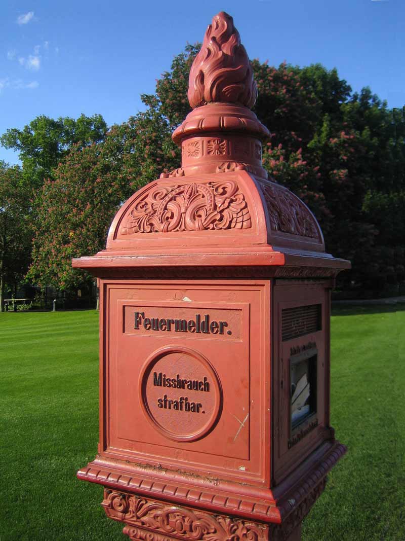 Historischer Feuermelder Berlin Schloss Bellevue Tiergarten